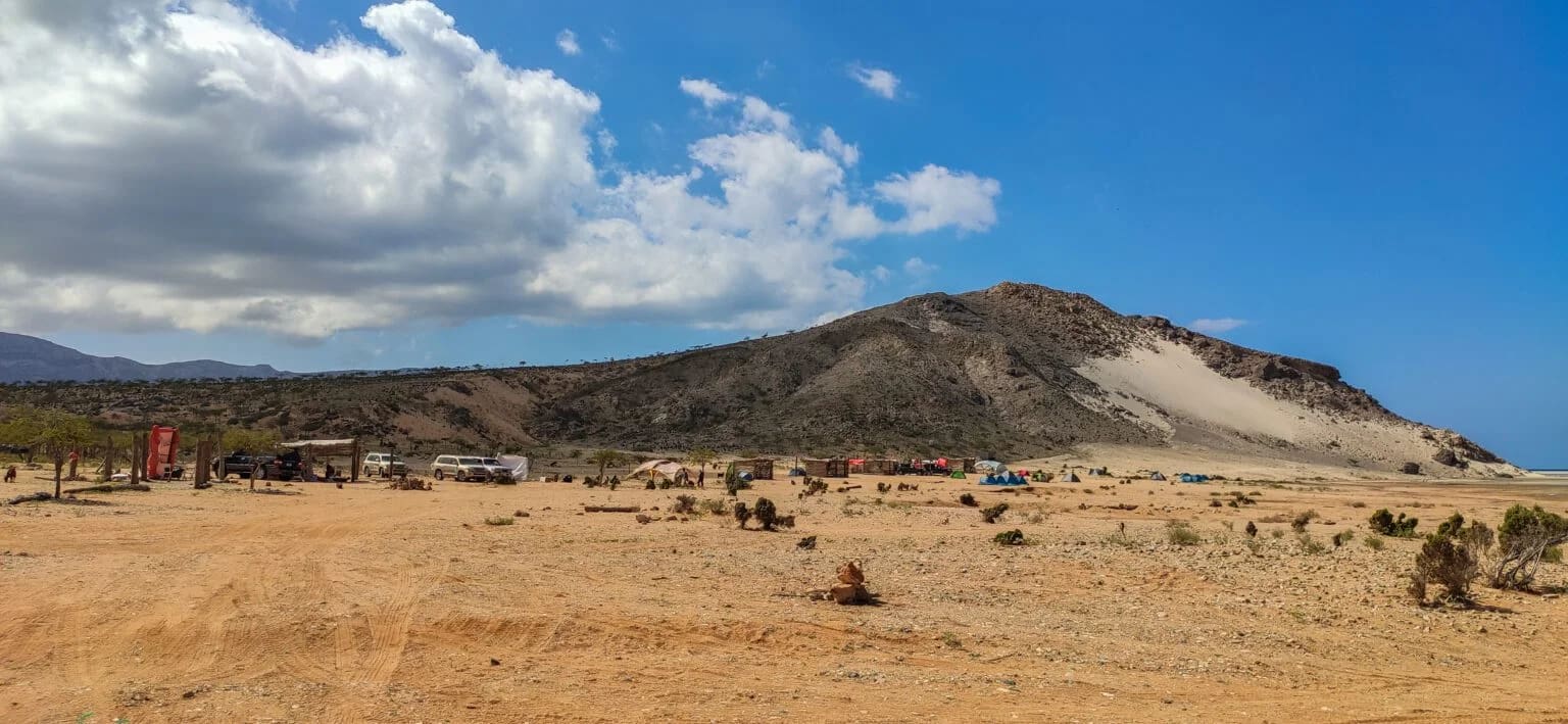 camping-detwah-lagon-lake-socotra-island-3-1536x709