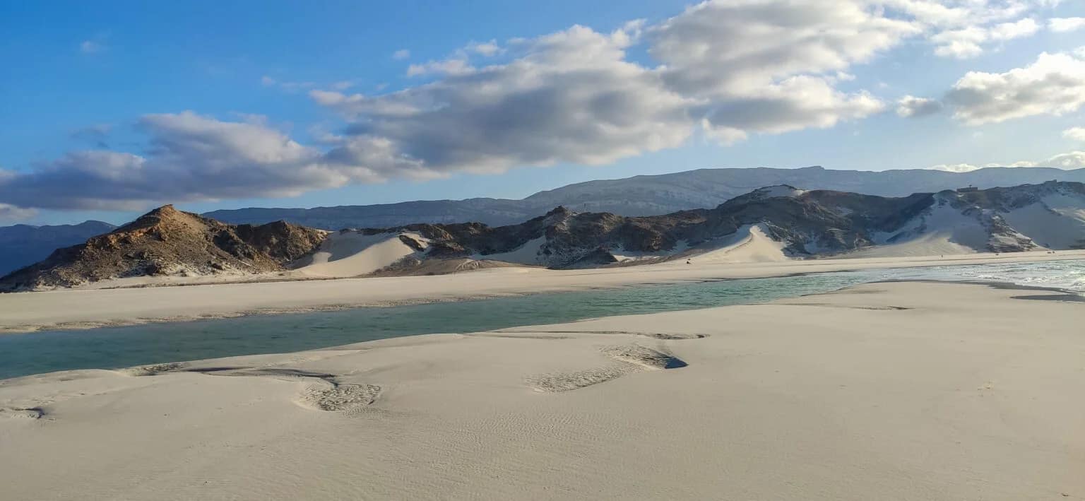 detwah-lagon-lake-beach-socotra-island-7-1536x709