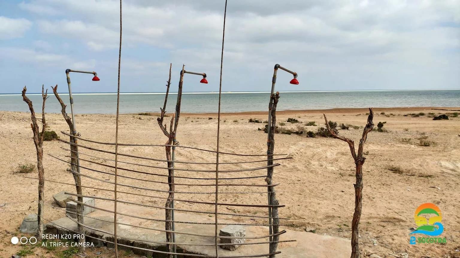 shower-at-camping-detwah-lagon-lake-qalansiya-socotra-island-1536x864